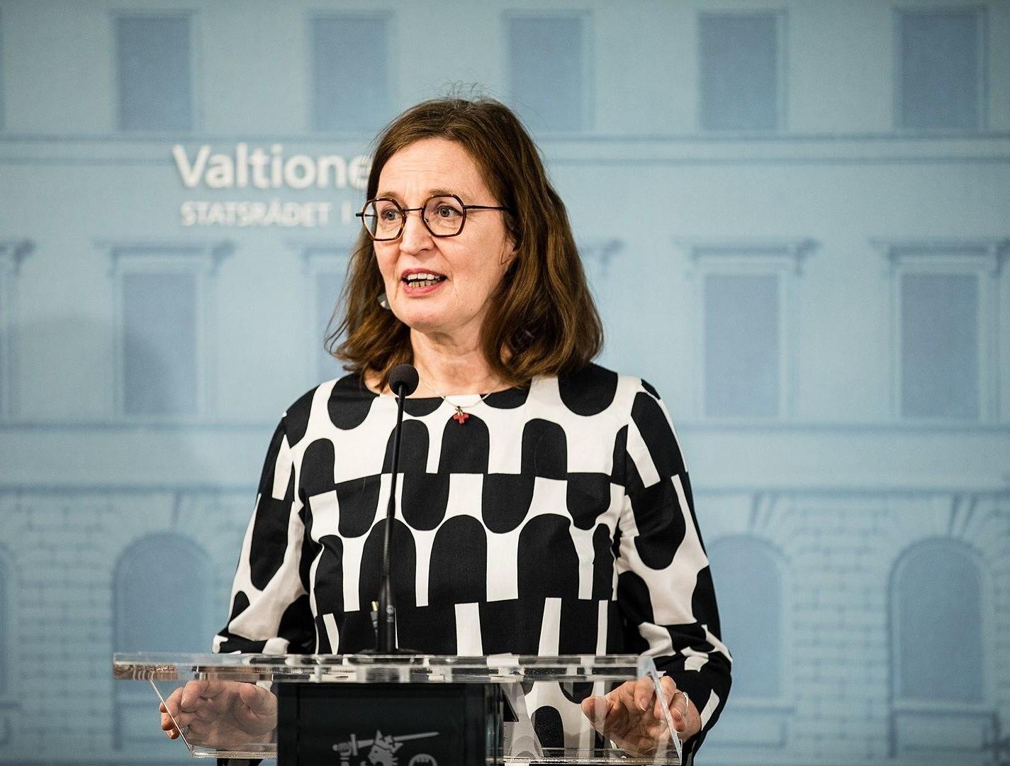 Valokuva: Suomen Punaisen Ristin pääsihteeri Kristiina Kumpula puhumassa Suomi Toimii -kampanjan tiedotustilaisuudessa 17.4.2020. Kuvaaja: Laura Kotila, Valtioneuvoston kanslia.